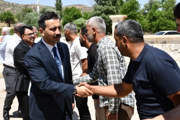 Kaymakamımız Ömer Tuğrul KUNDAKÇI, Bilge Mahallesinde ikamet eden Çelebi ailesinin taziyesine katıldı.